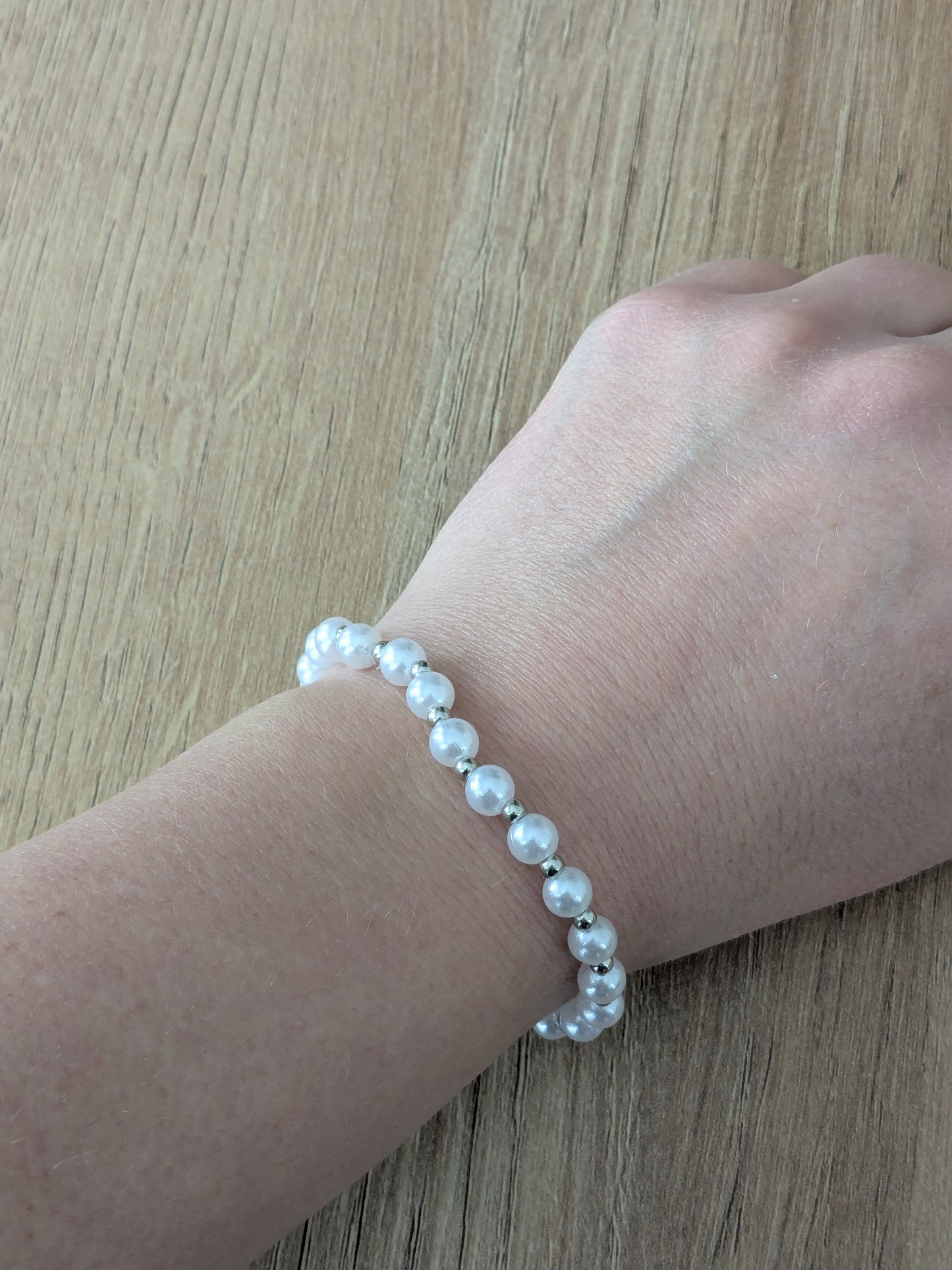 Bracelet perles imitation blanc