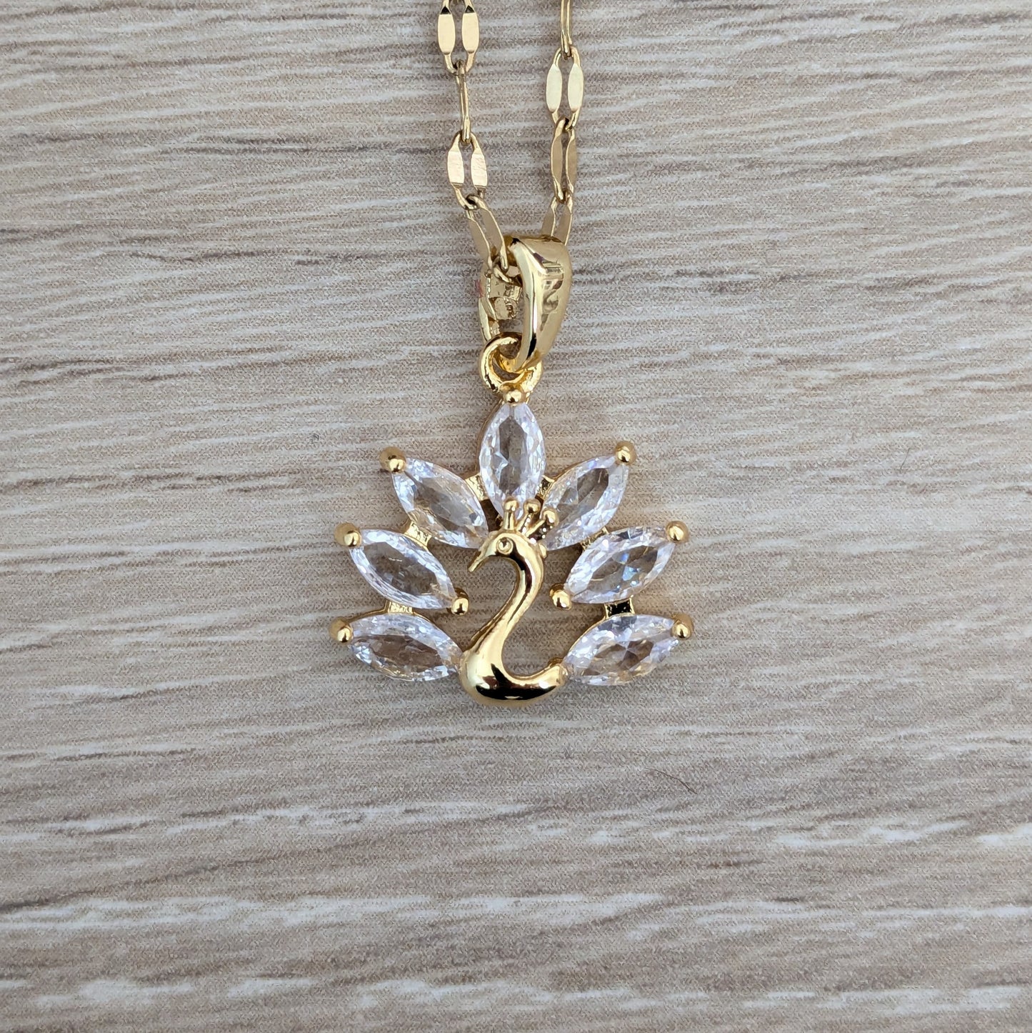 Collier Paon