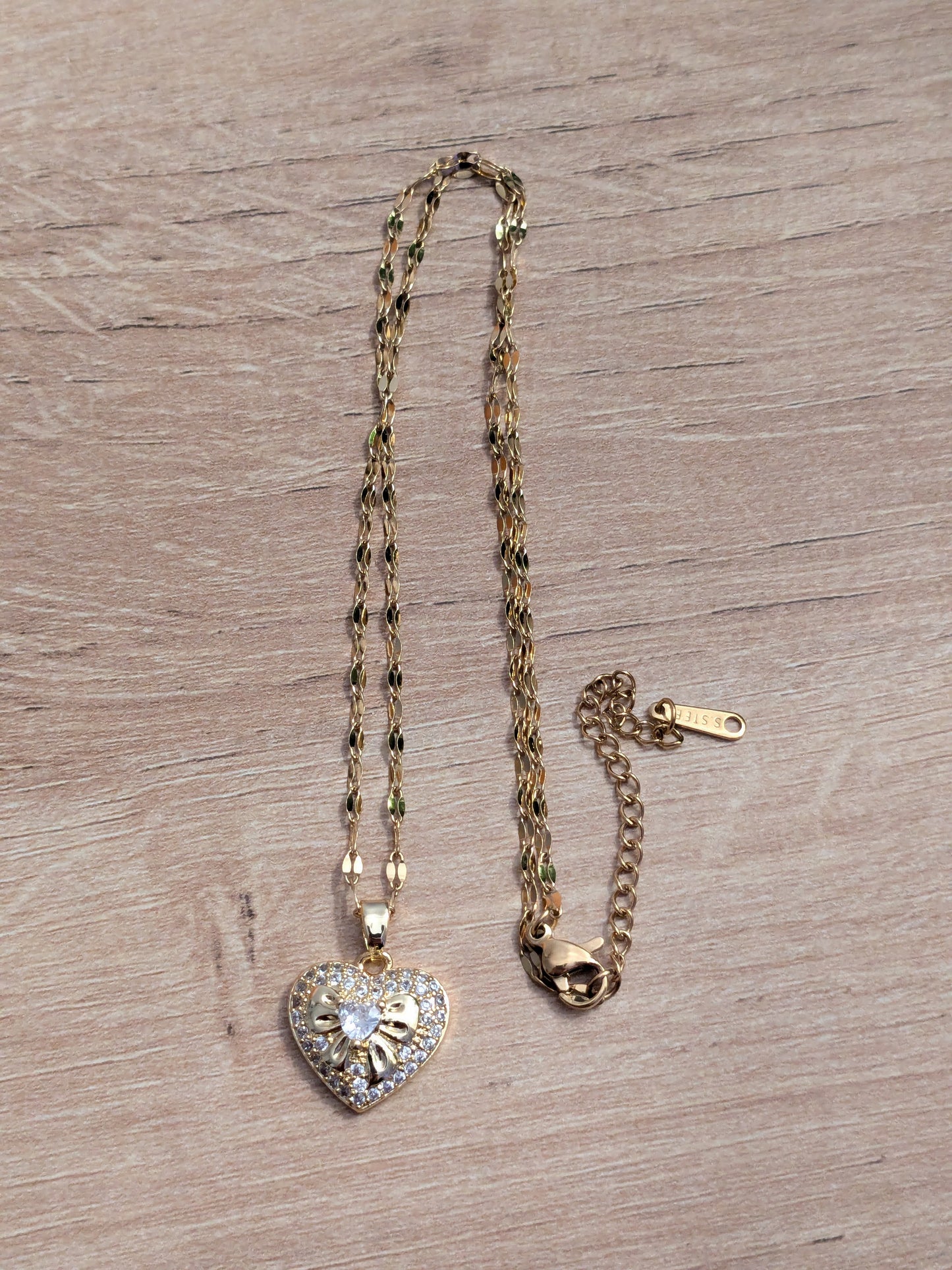 Collier Coeur noeud