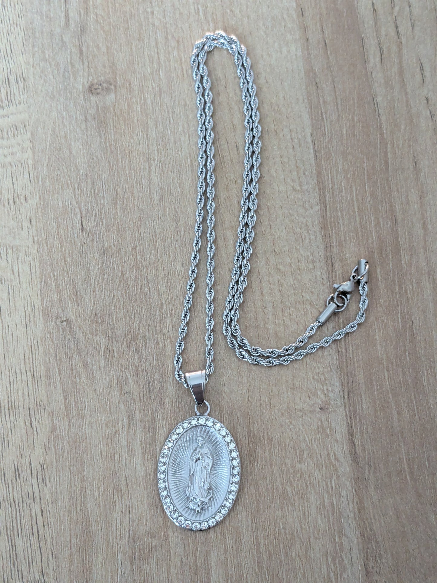 Collier Vierge de Guadalupé