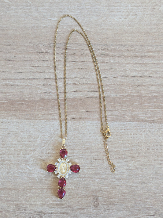 Collier Croix Catholique rouge