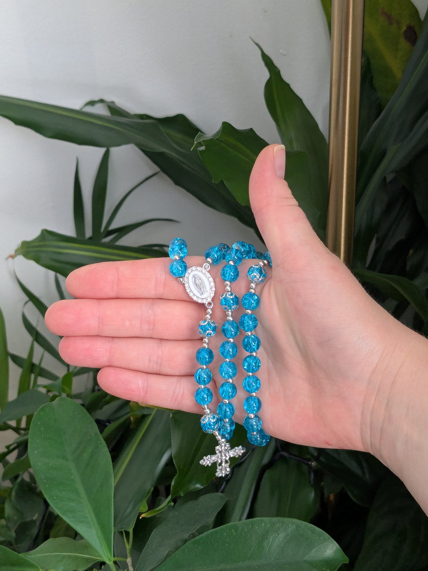 Chapelet en verre bleu turquoise argenté