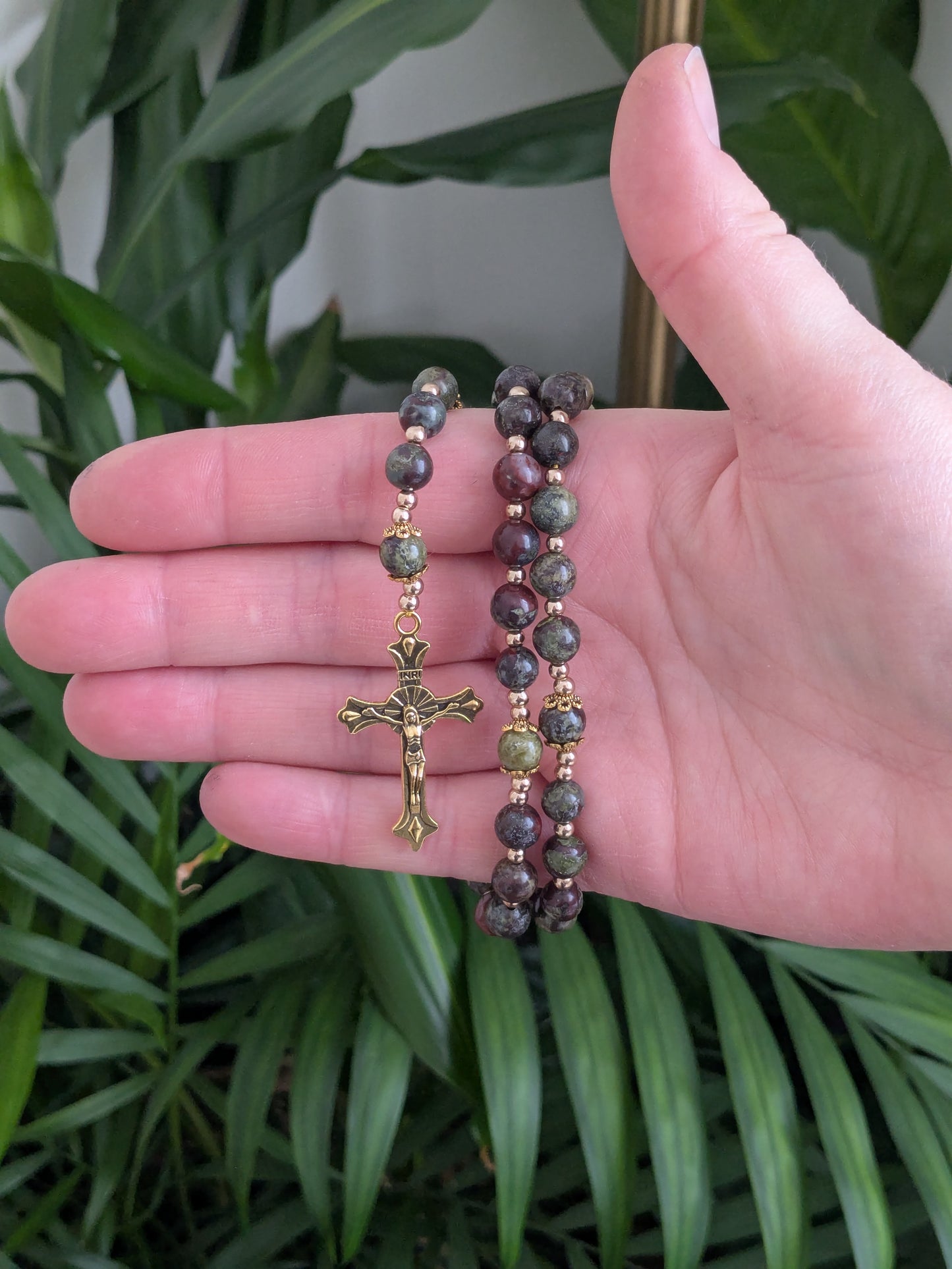 Petit chapelet en Jaspe Sang de Dragon