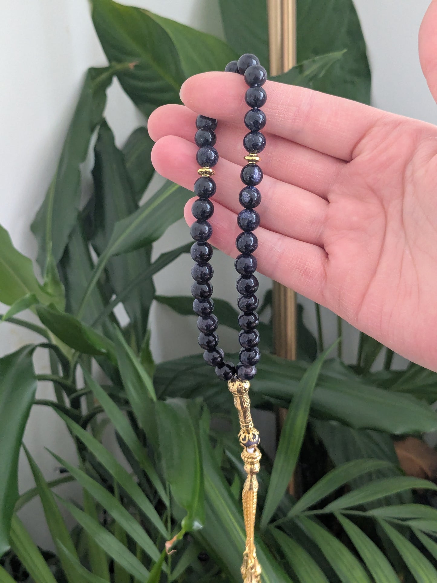 Petit misbaha en verre bleu nuit