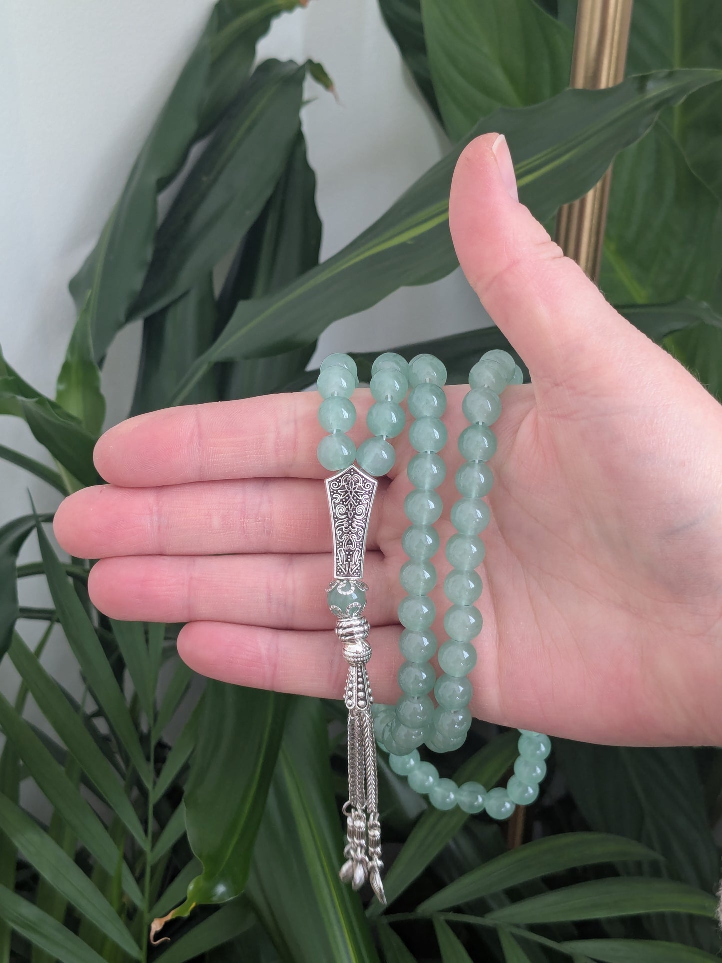 Grand misbaha en verre vert sauge