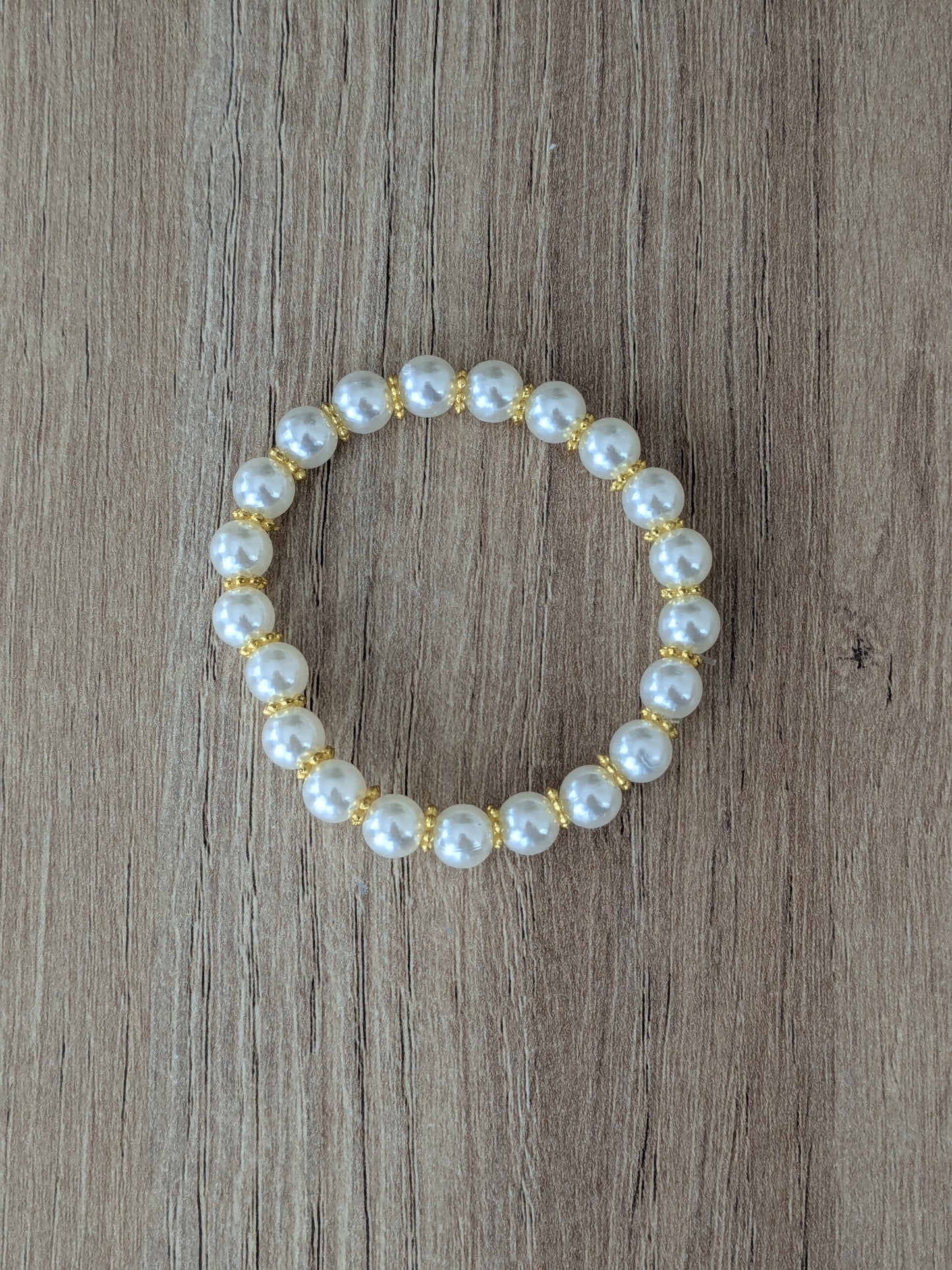 Bracelet perles imitation crème