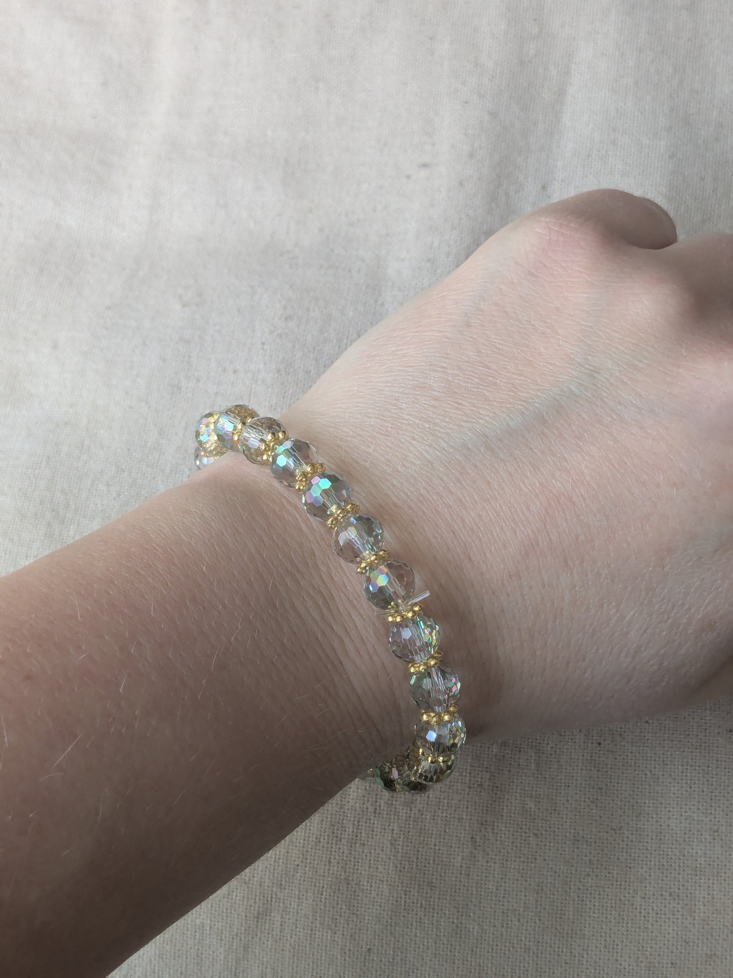 Bracelet perles verre facetté vert clair