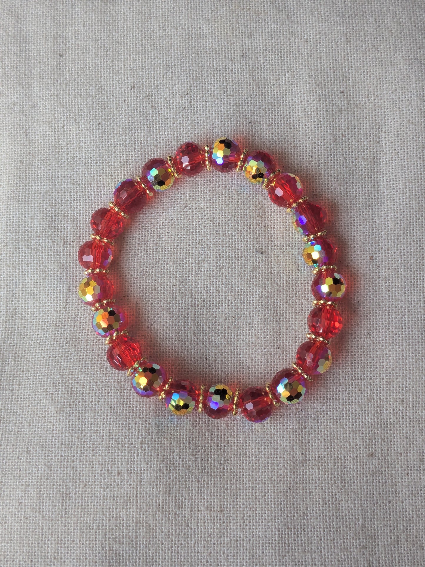 Bracelet perles verre facetté rouge