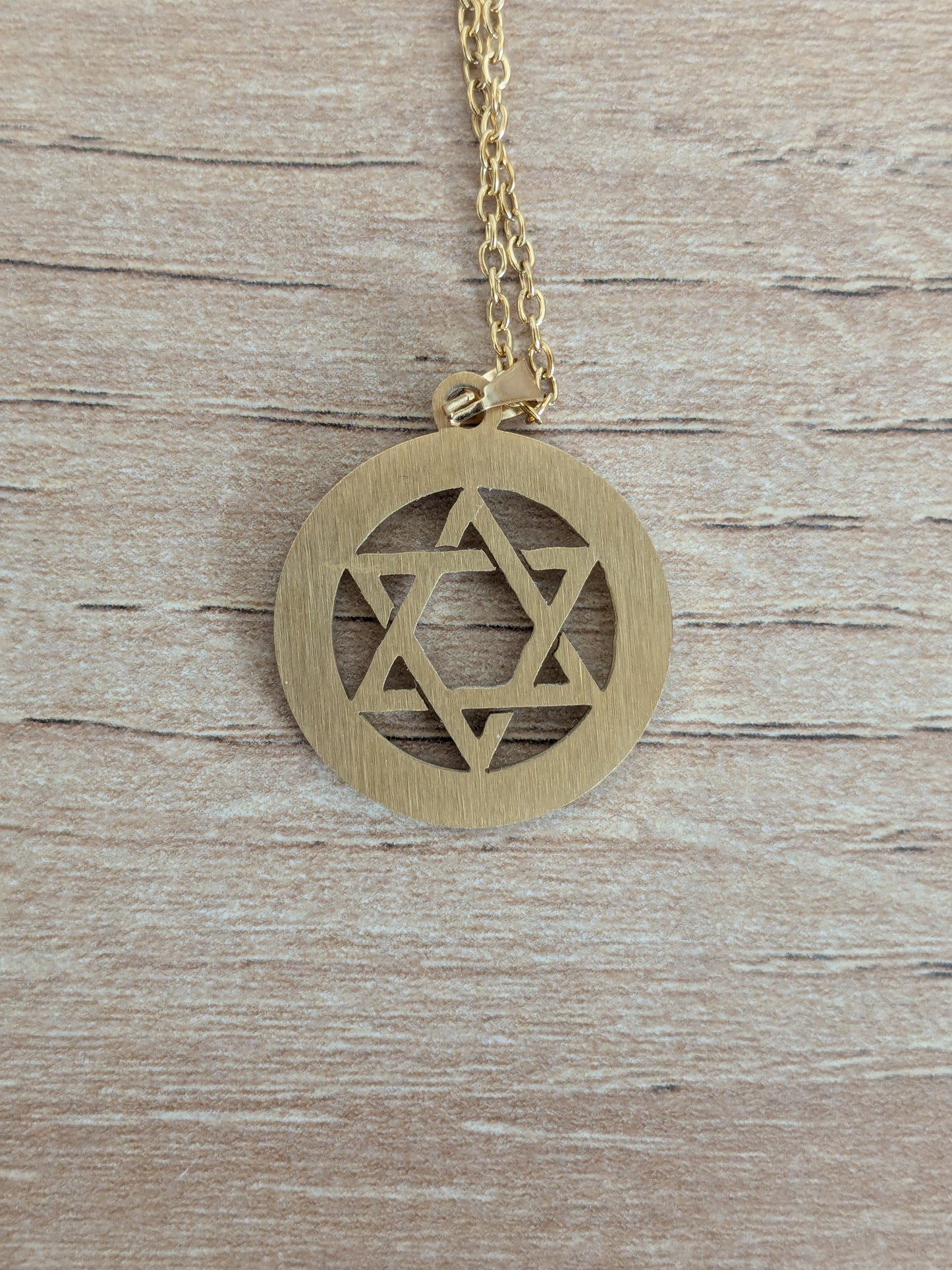 Collier Etoile de David doré