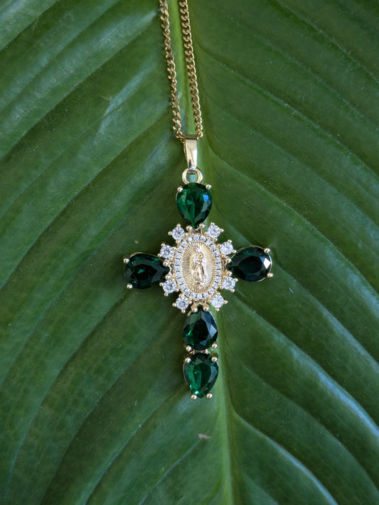 Collier Croix Catholique verte