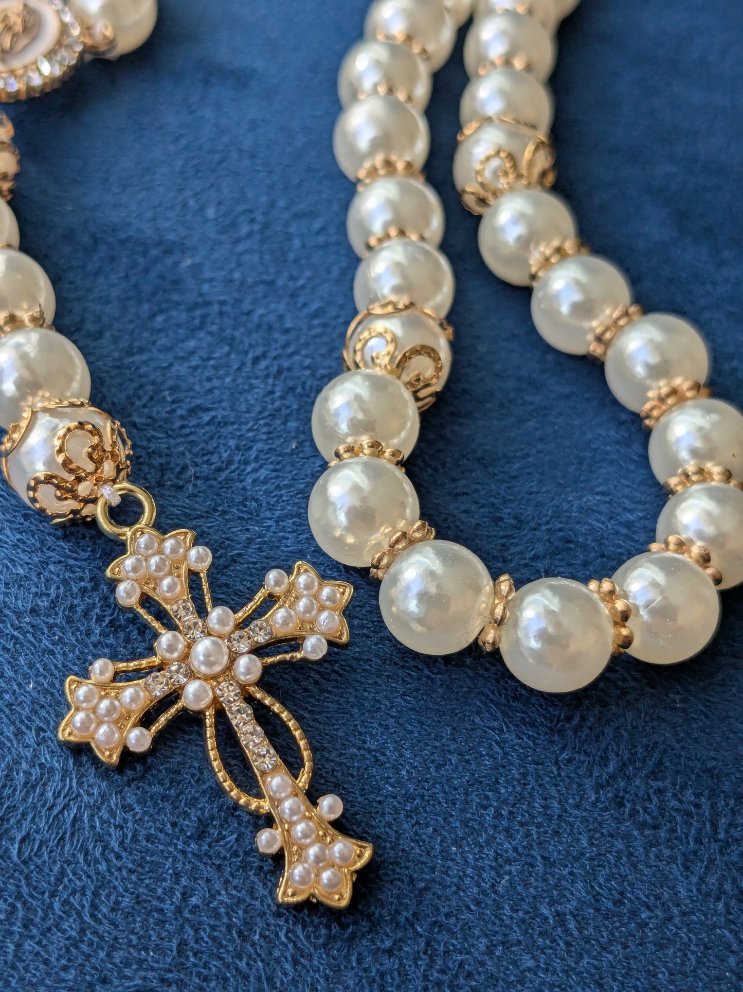 Chapelet perles imitation OR