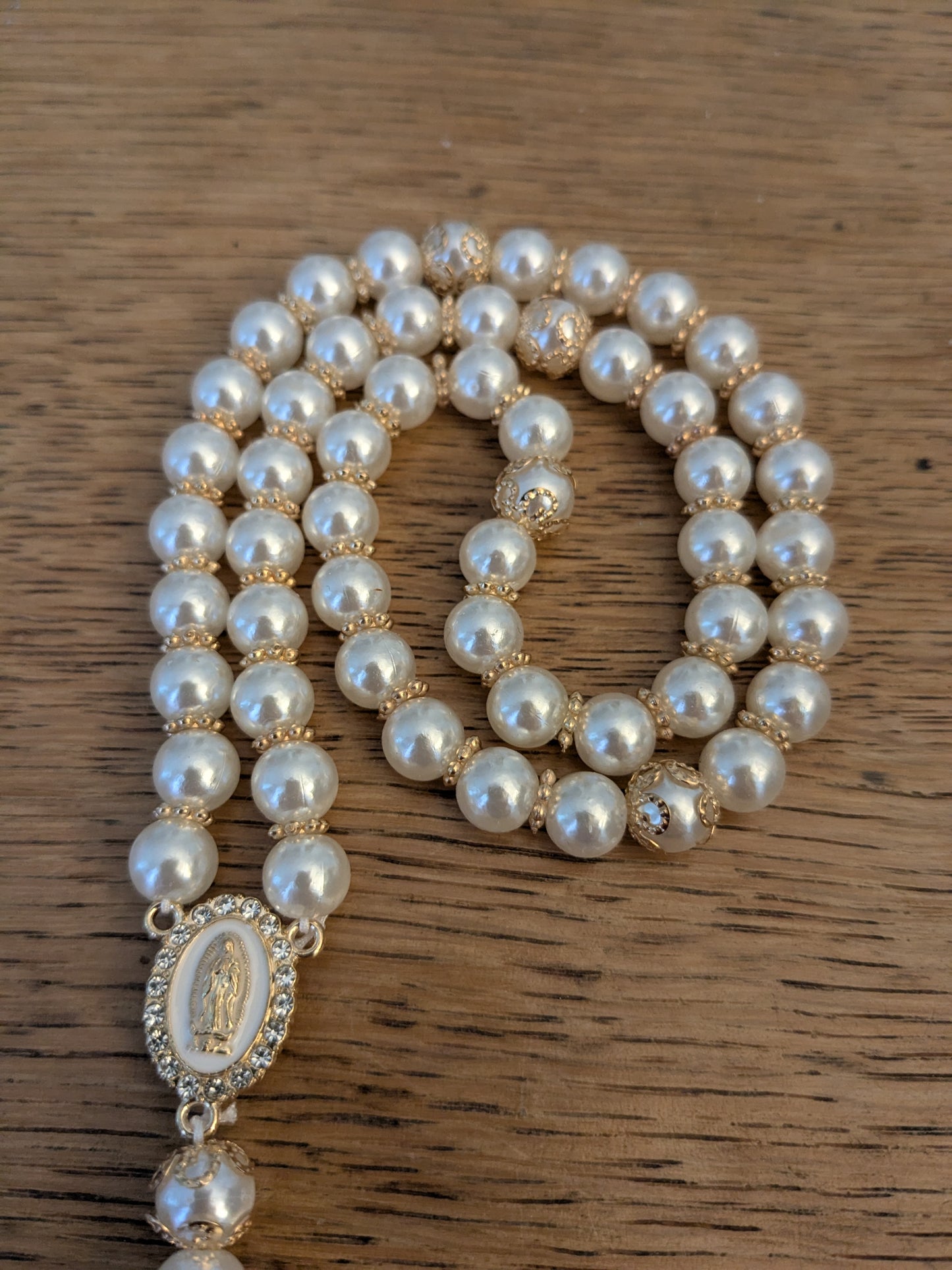 Chapelet perles imitation OR