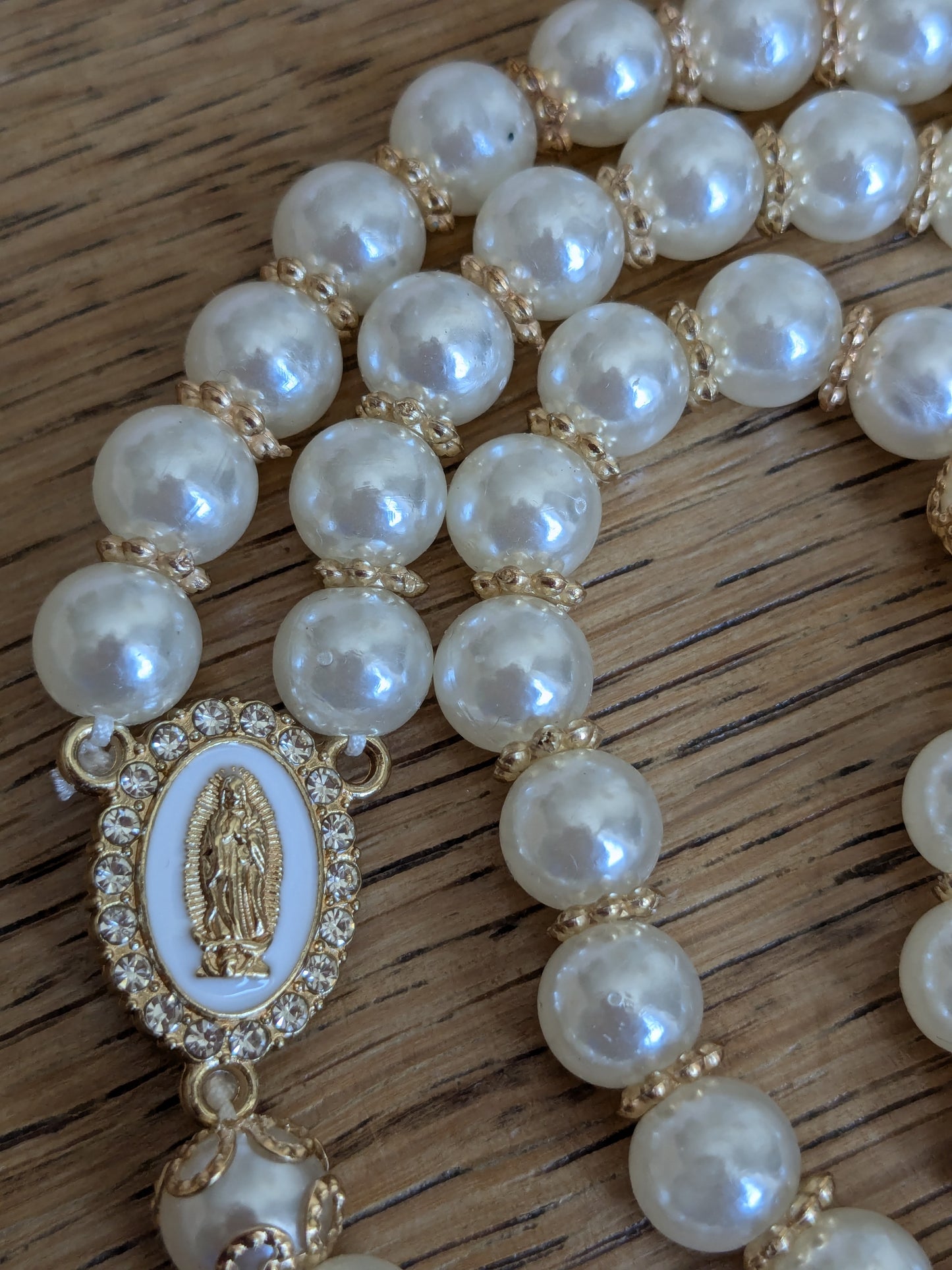 Chapelet perles imitation OR
