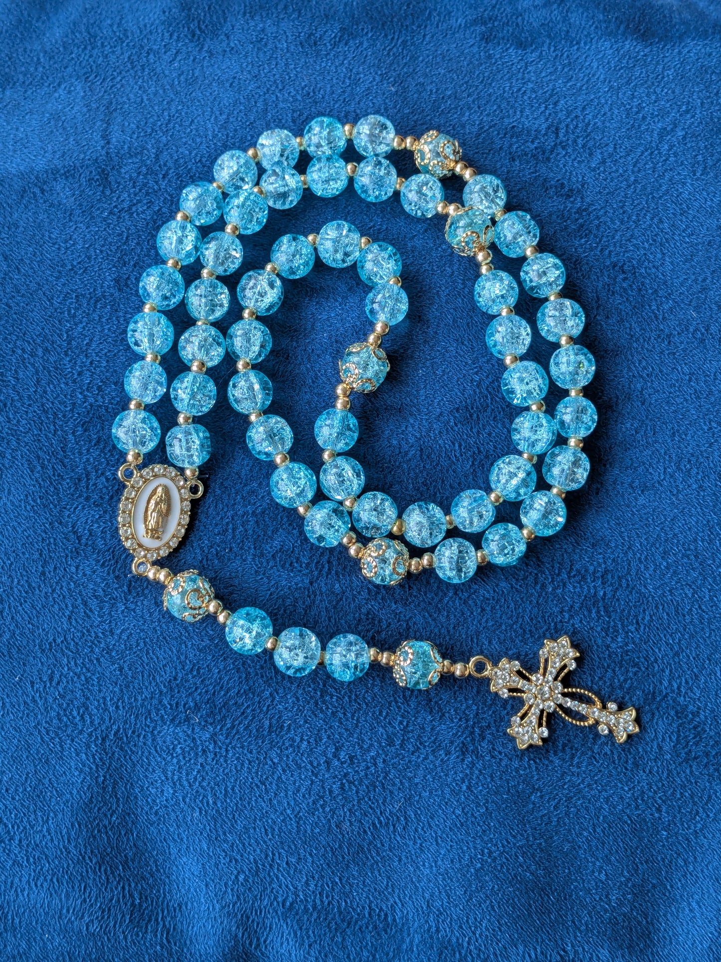Chapelet en verre bleu turquoise
