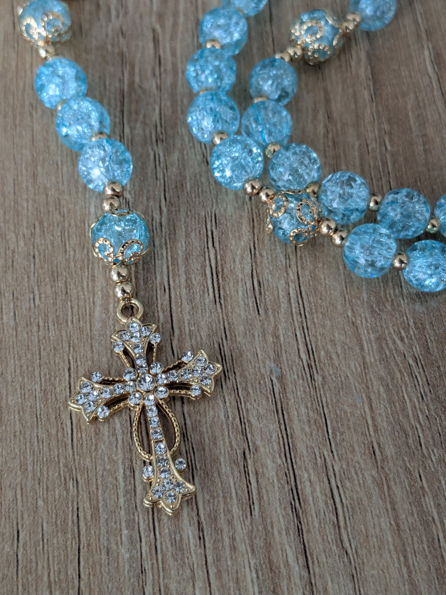 Chapelet en verre bleu turquoise