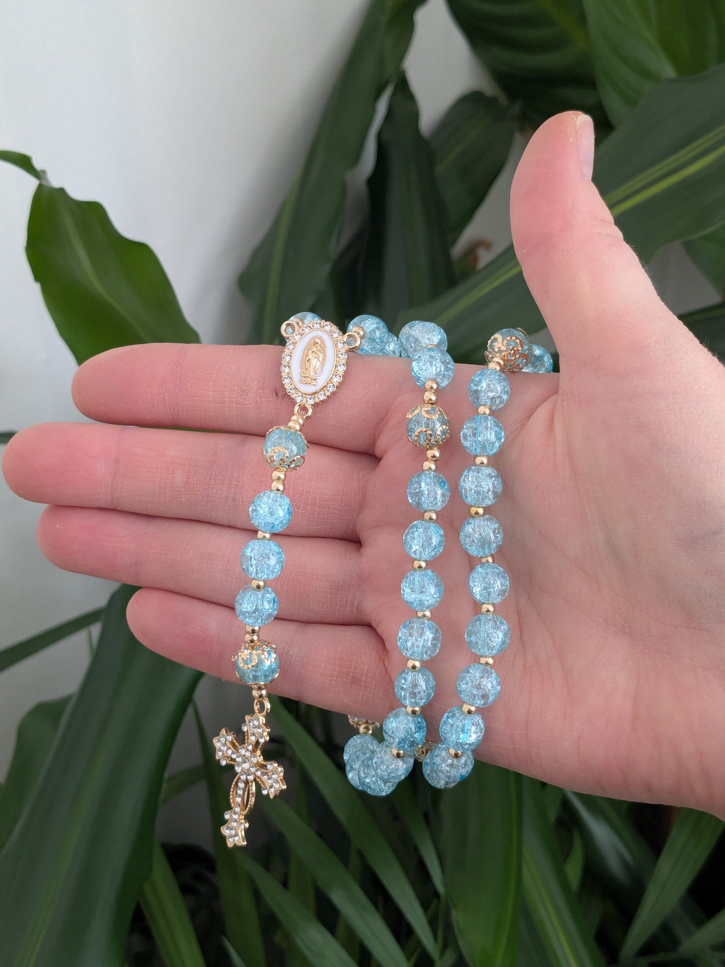 Chapelet en verre bleu turquoise