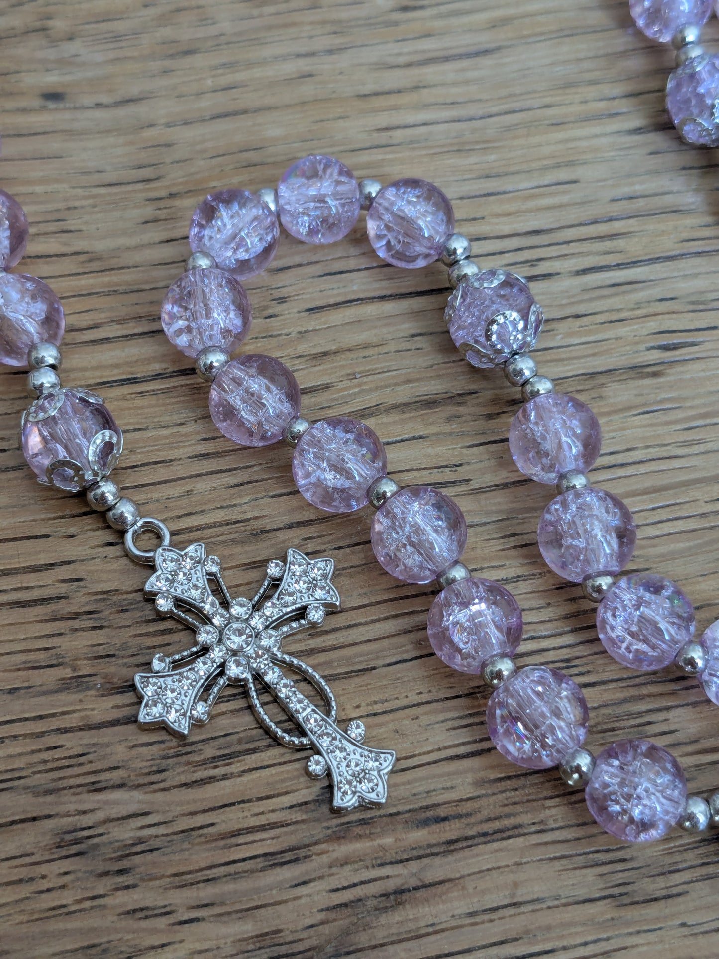 Chapelet en verre violet clair argenté
