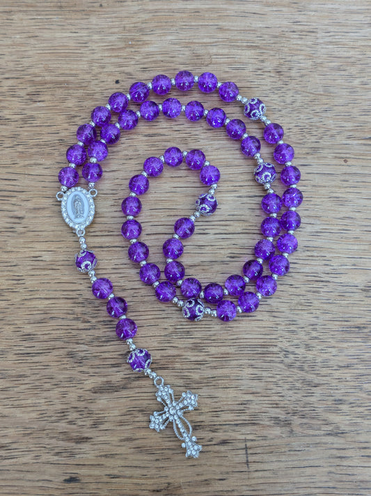 Chapelet en verre violet argenté