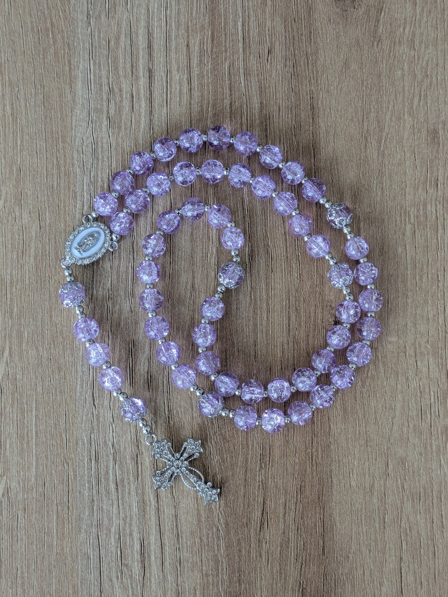 Chapelet en verre violet