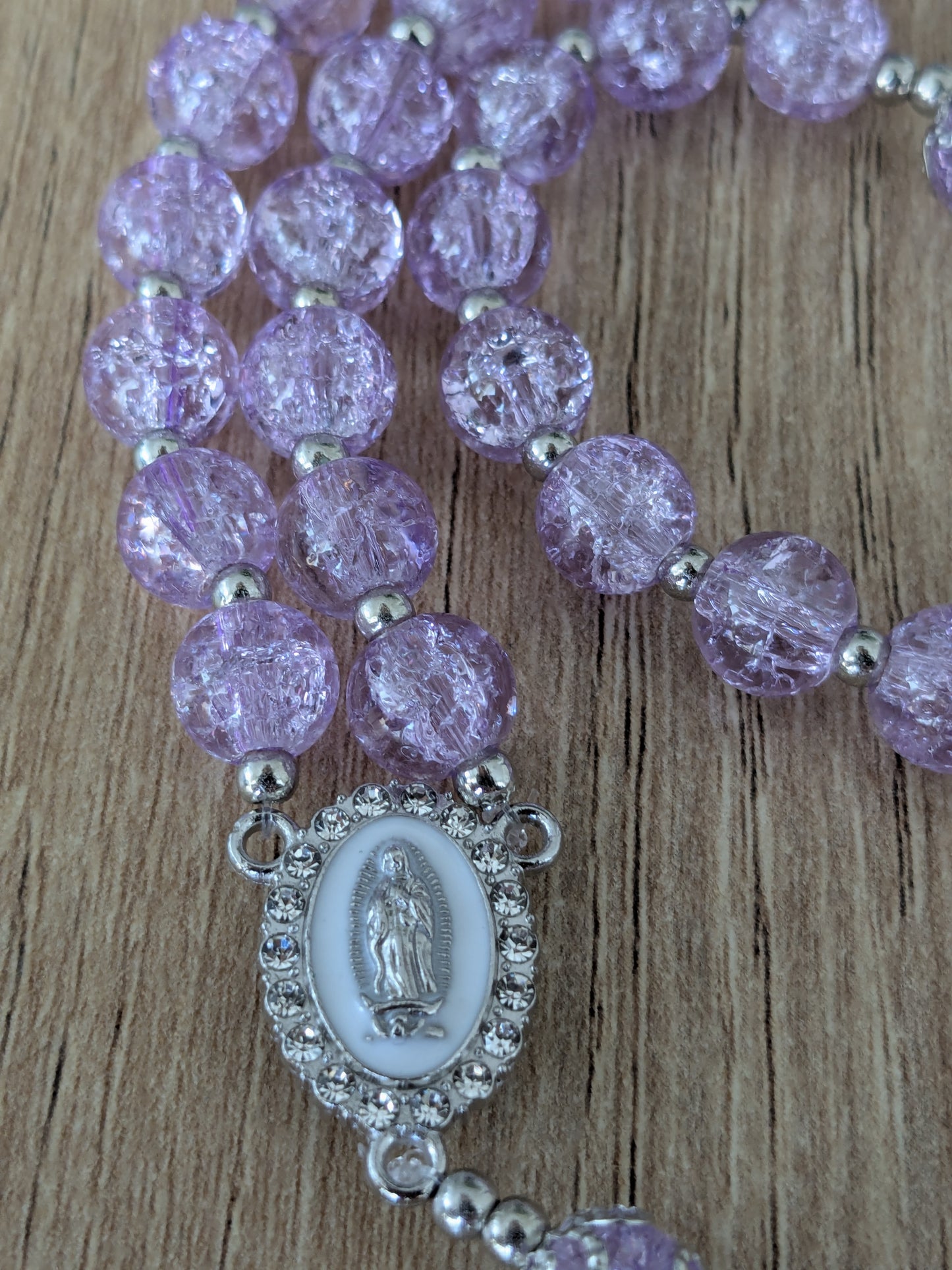 Chapelet en verre violet