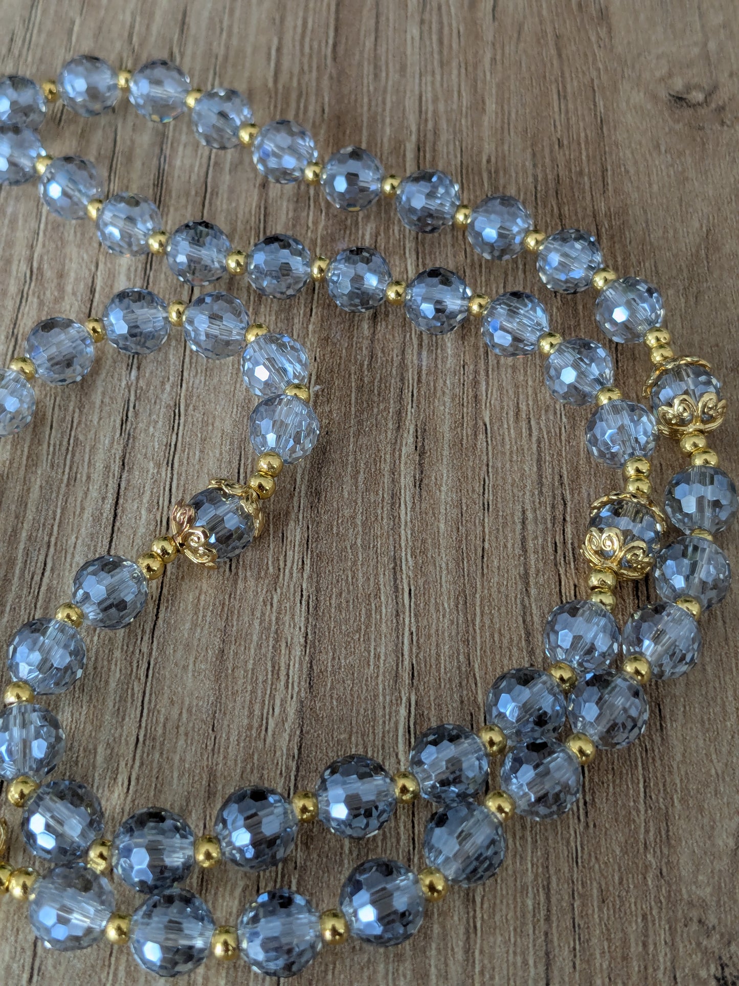 Chapelet facettées bleu glacier