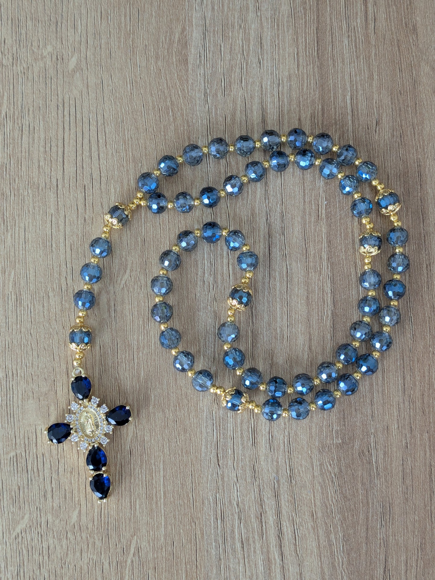 Chapelet facettées bleu gris