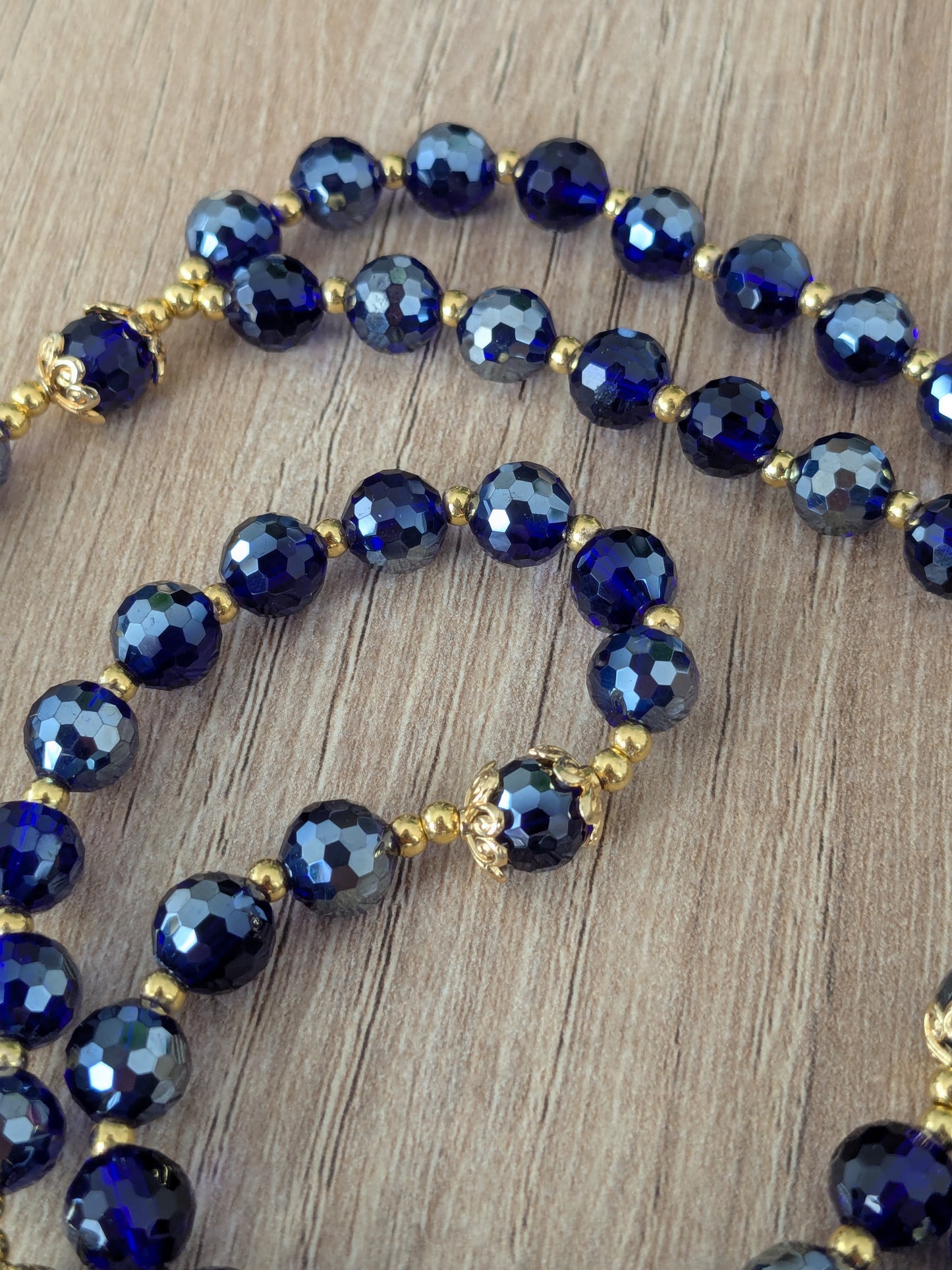Chapelet facettées bleu foncé