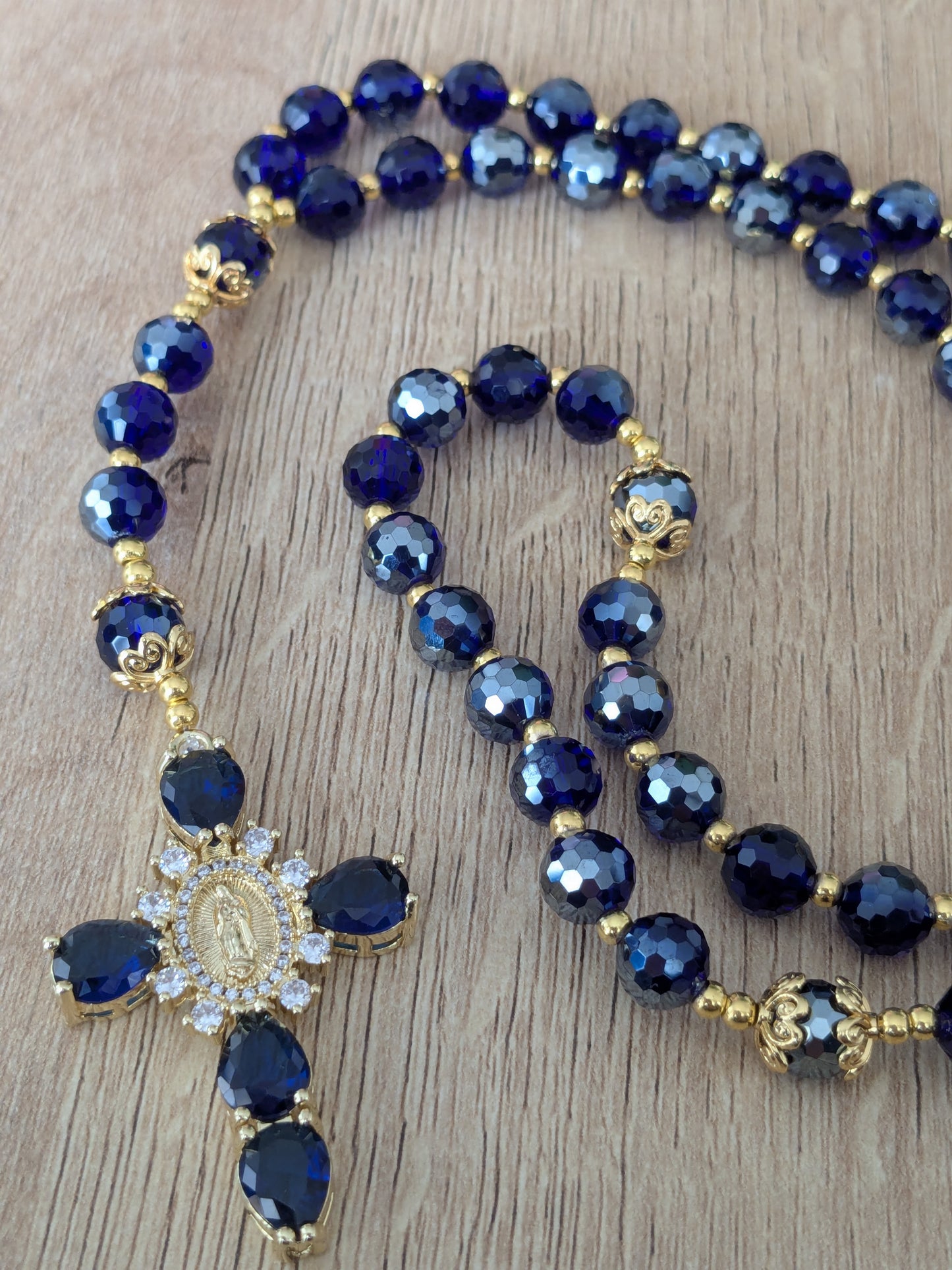 Chapelet facettées bleu foncé