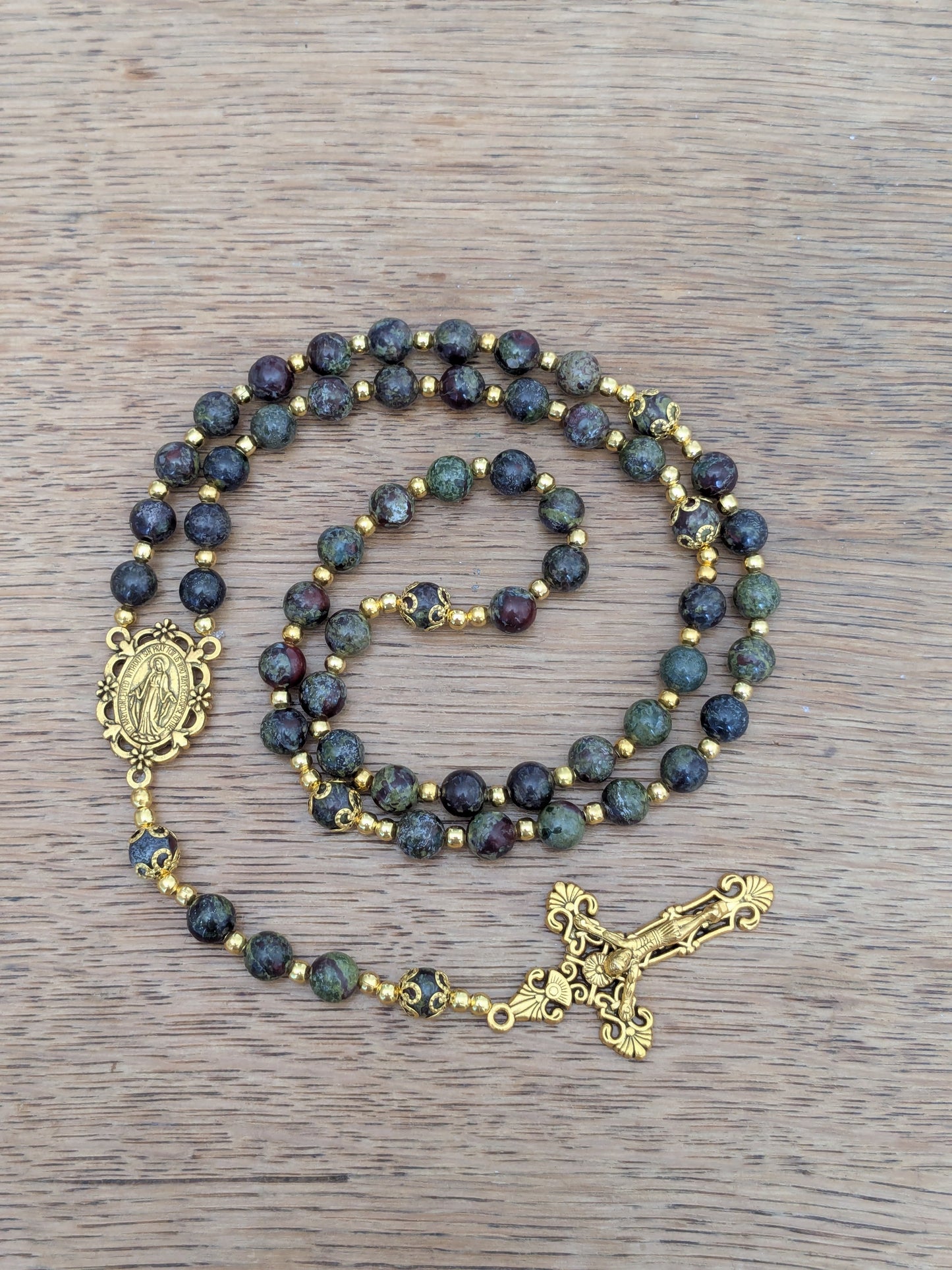 Grand chapelet Catholique en Jaspe Sang de Dragon
