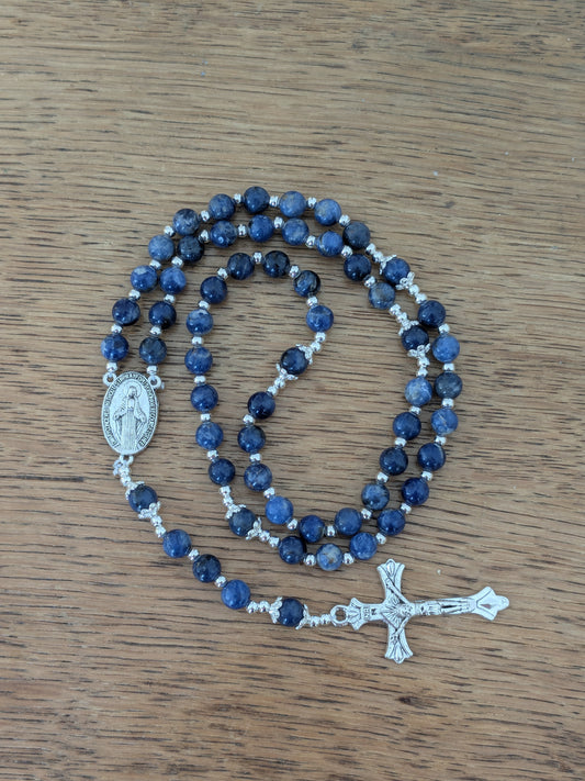 Petit chapelet en Sodalite