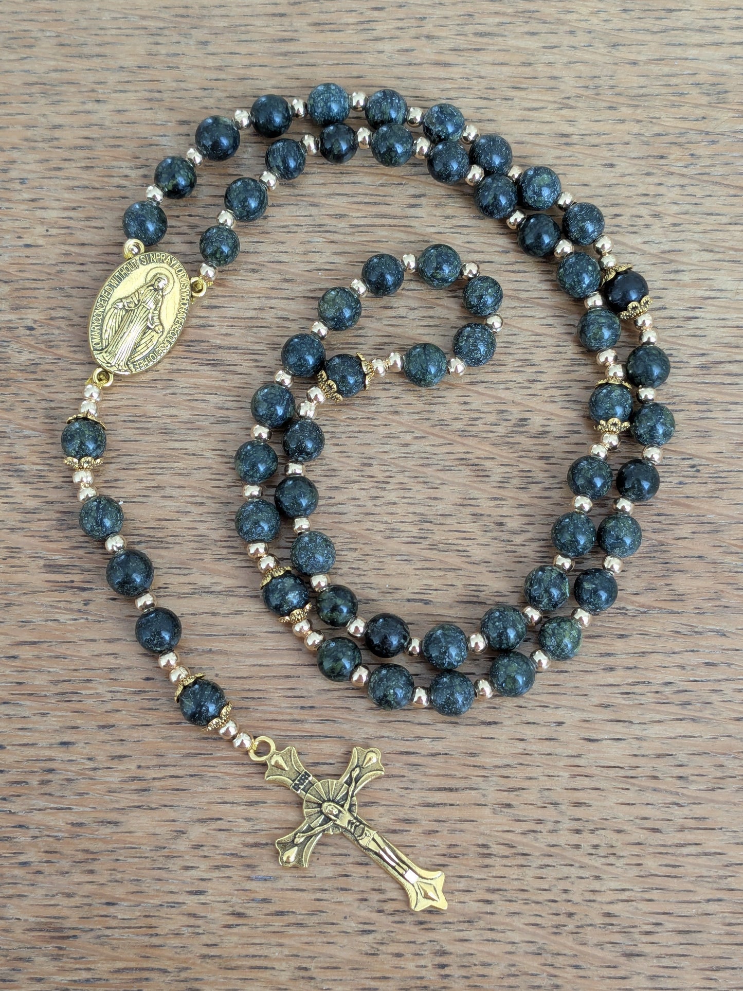 Petit chapelet en Serpentine de Russie