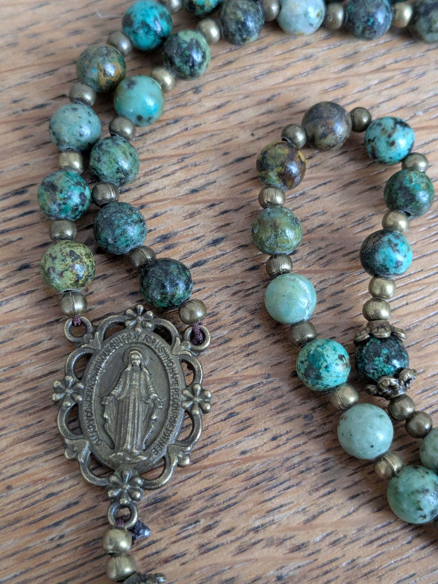 Petit chapelet en Turquoise d’Afrique