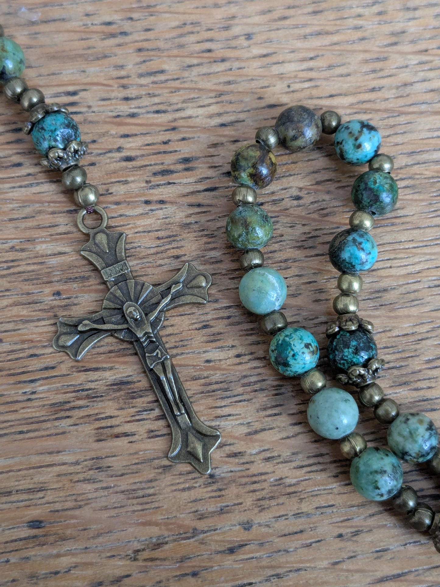 Petit chapelet en Turquoise d’Afrique