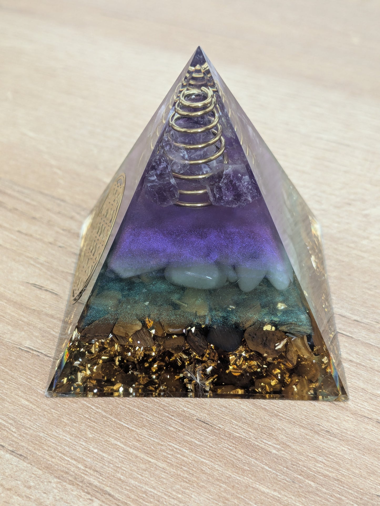 Orgonite Améthyste - Oeil de tigre - Aventurine verte