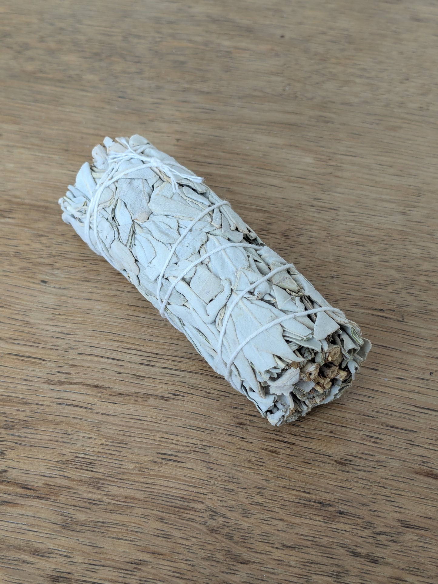 Bâton de sauge blanche