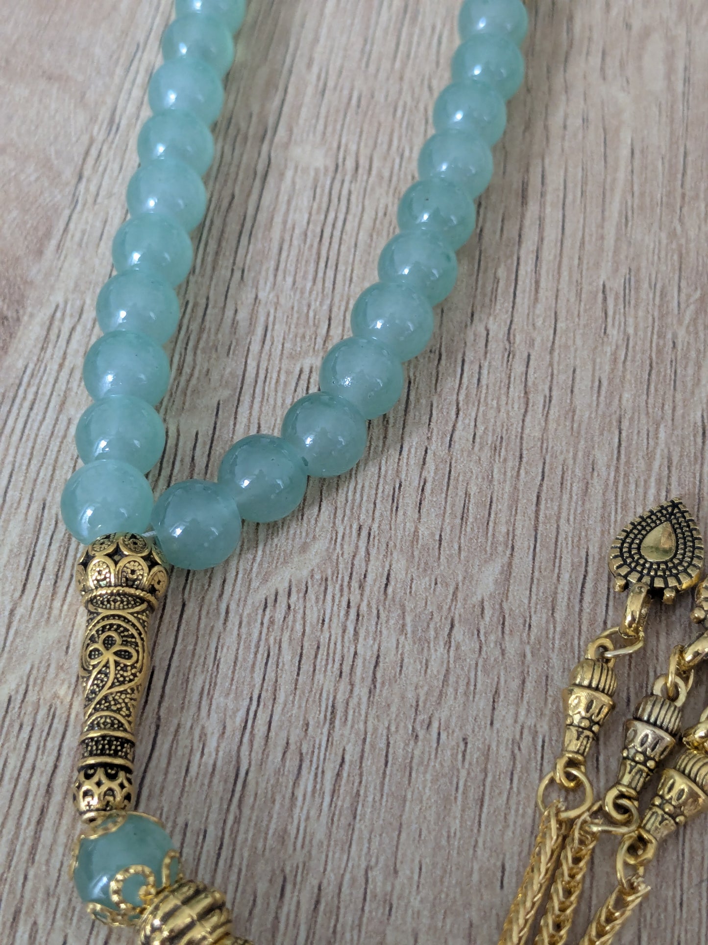 Petit misbaha en verre vert sauge