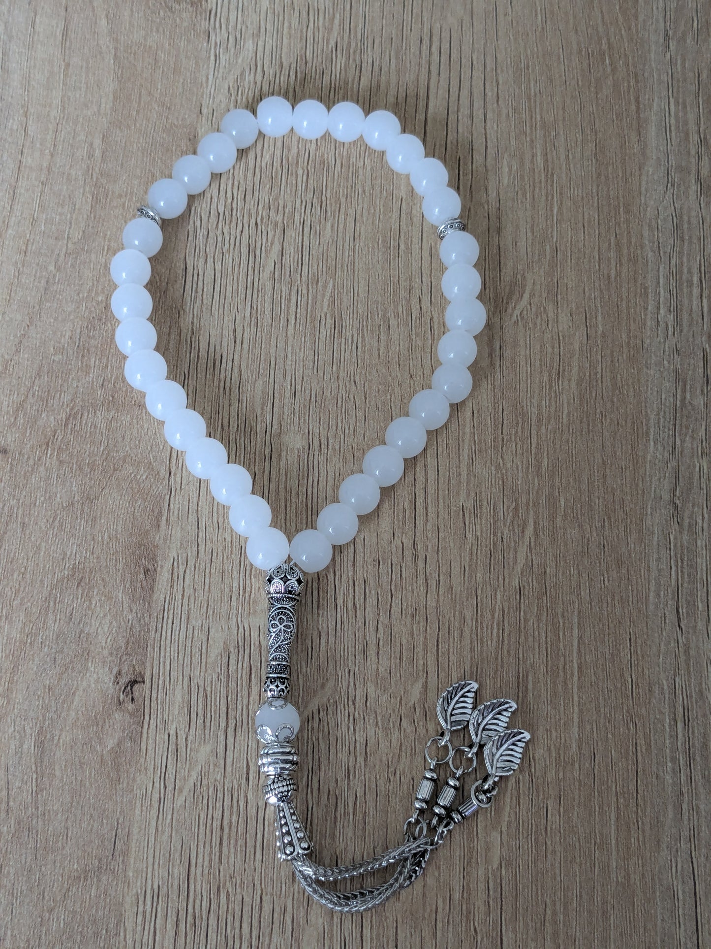 Petit misbaha en verre blanc