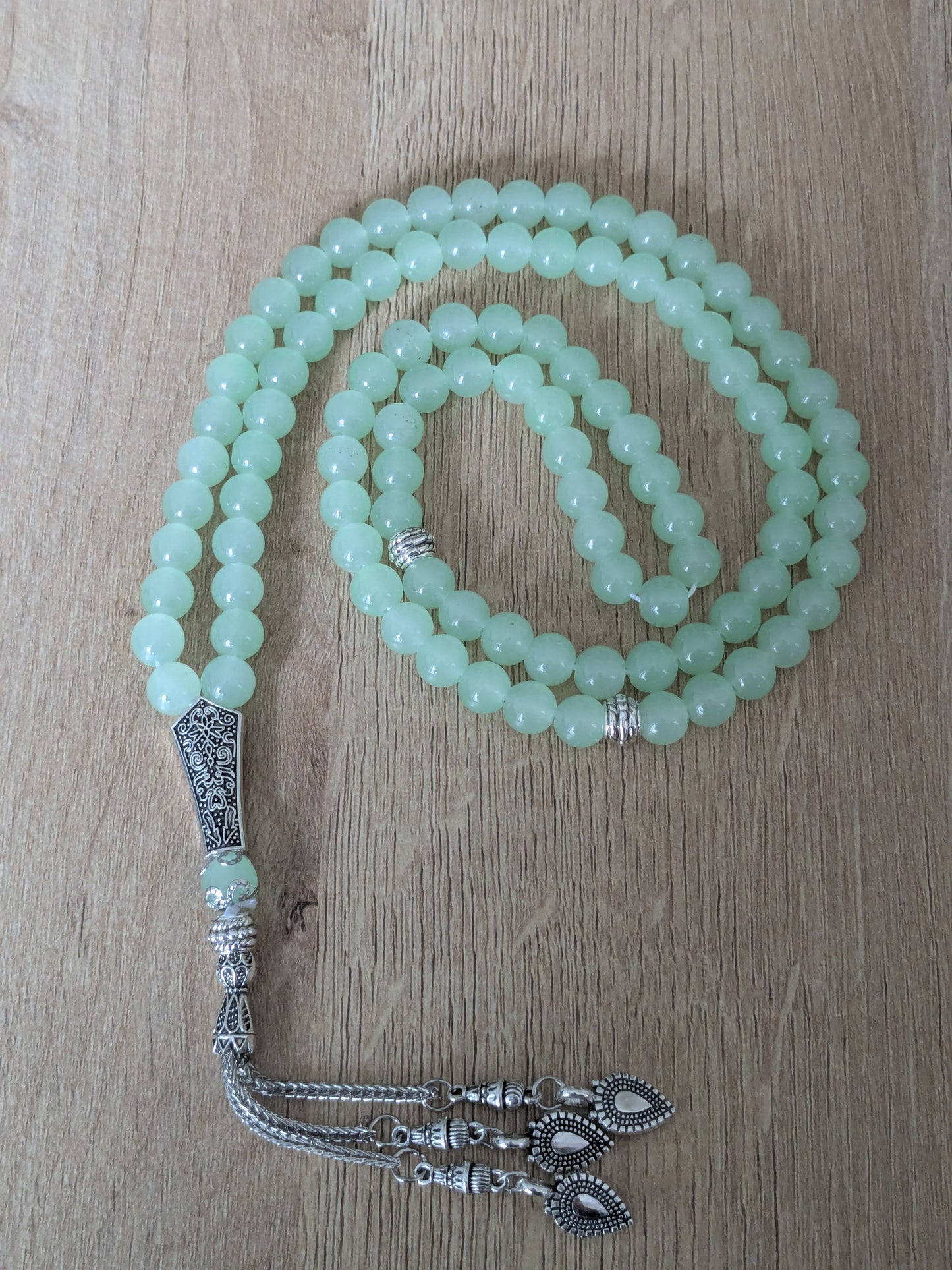 Grand misbaha en verre vert clair