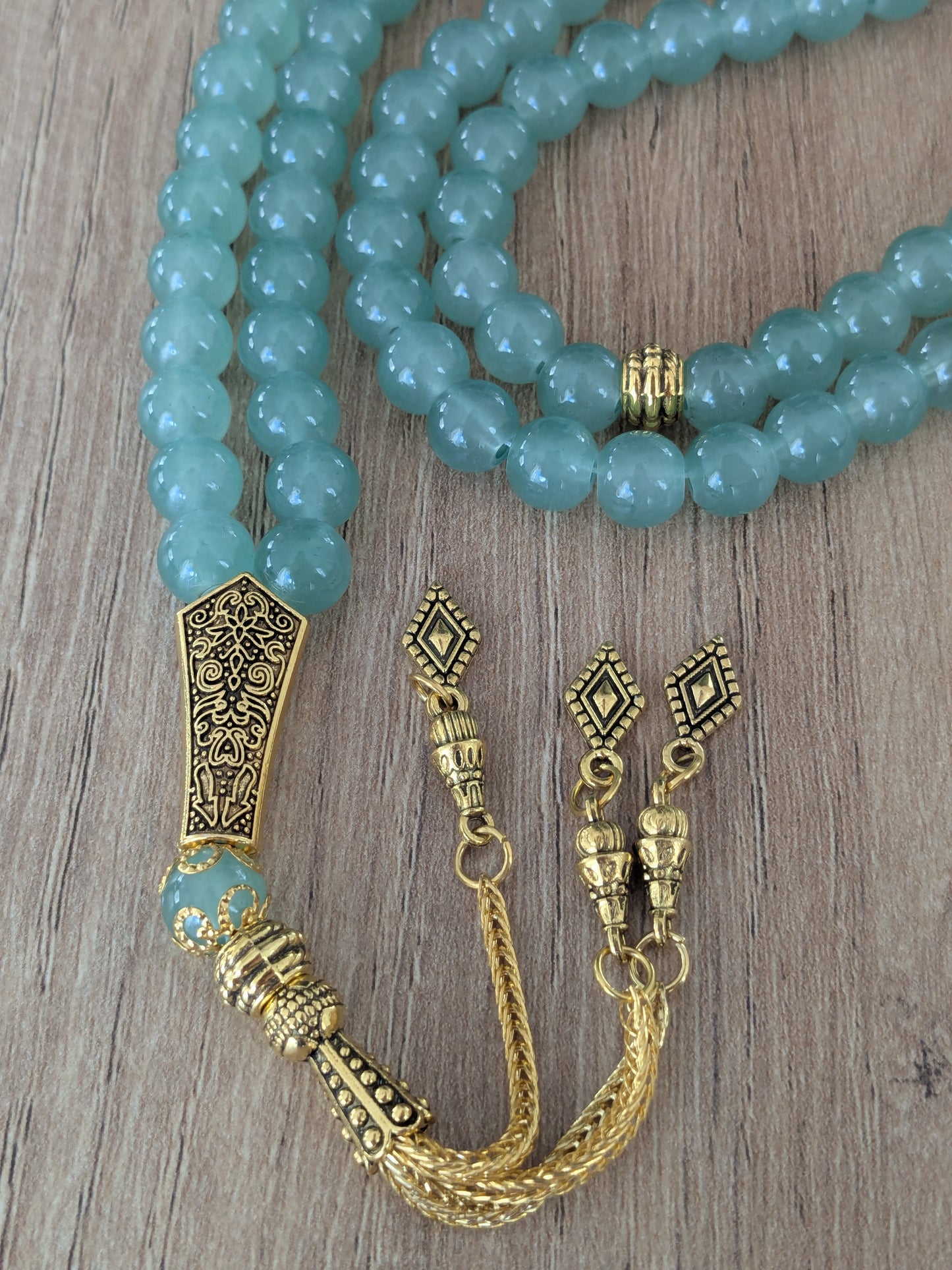 Grand misbaha en verre vert sauge