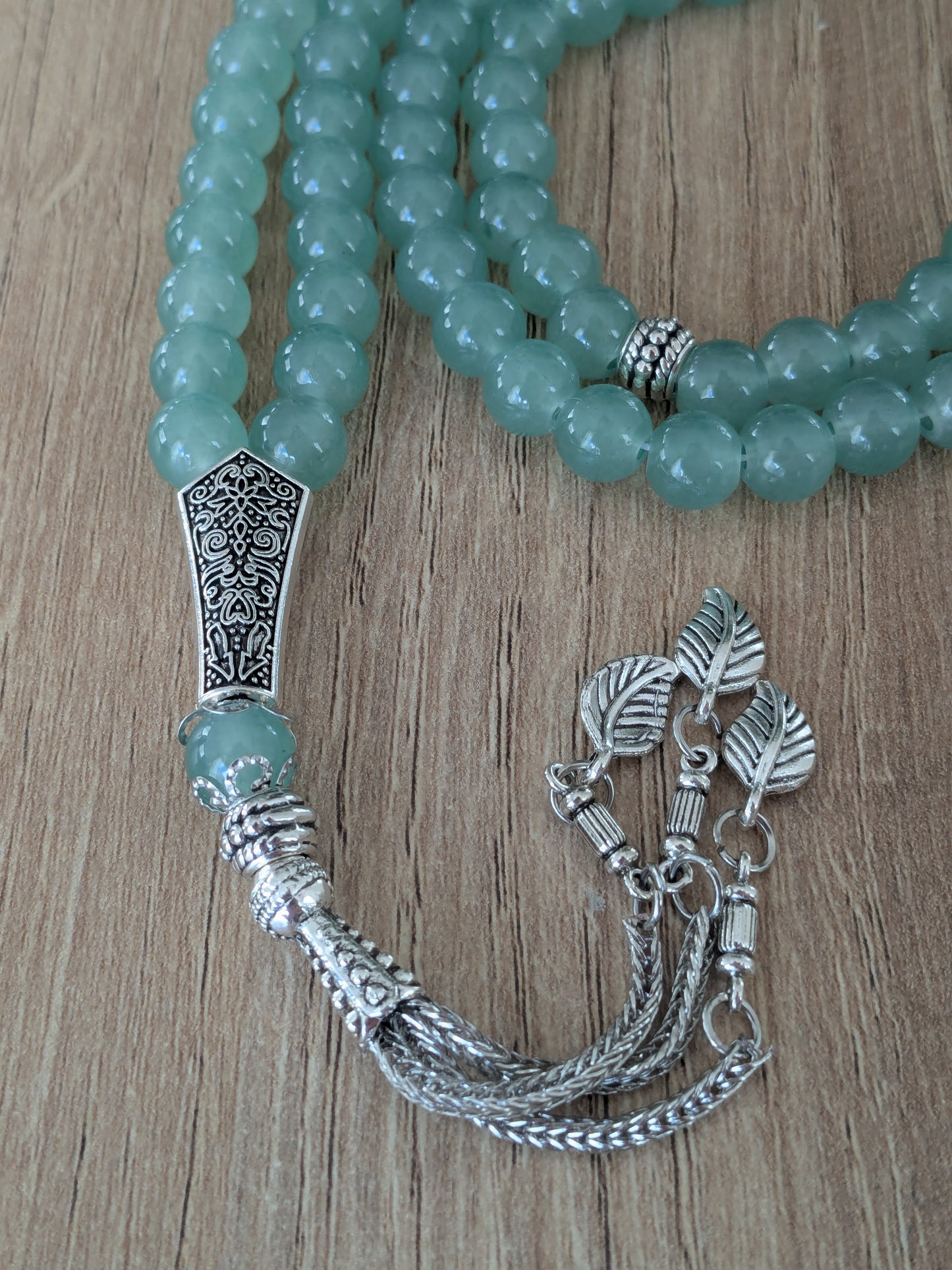 Grand misbaha en verre vert sauge