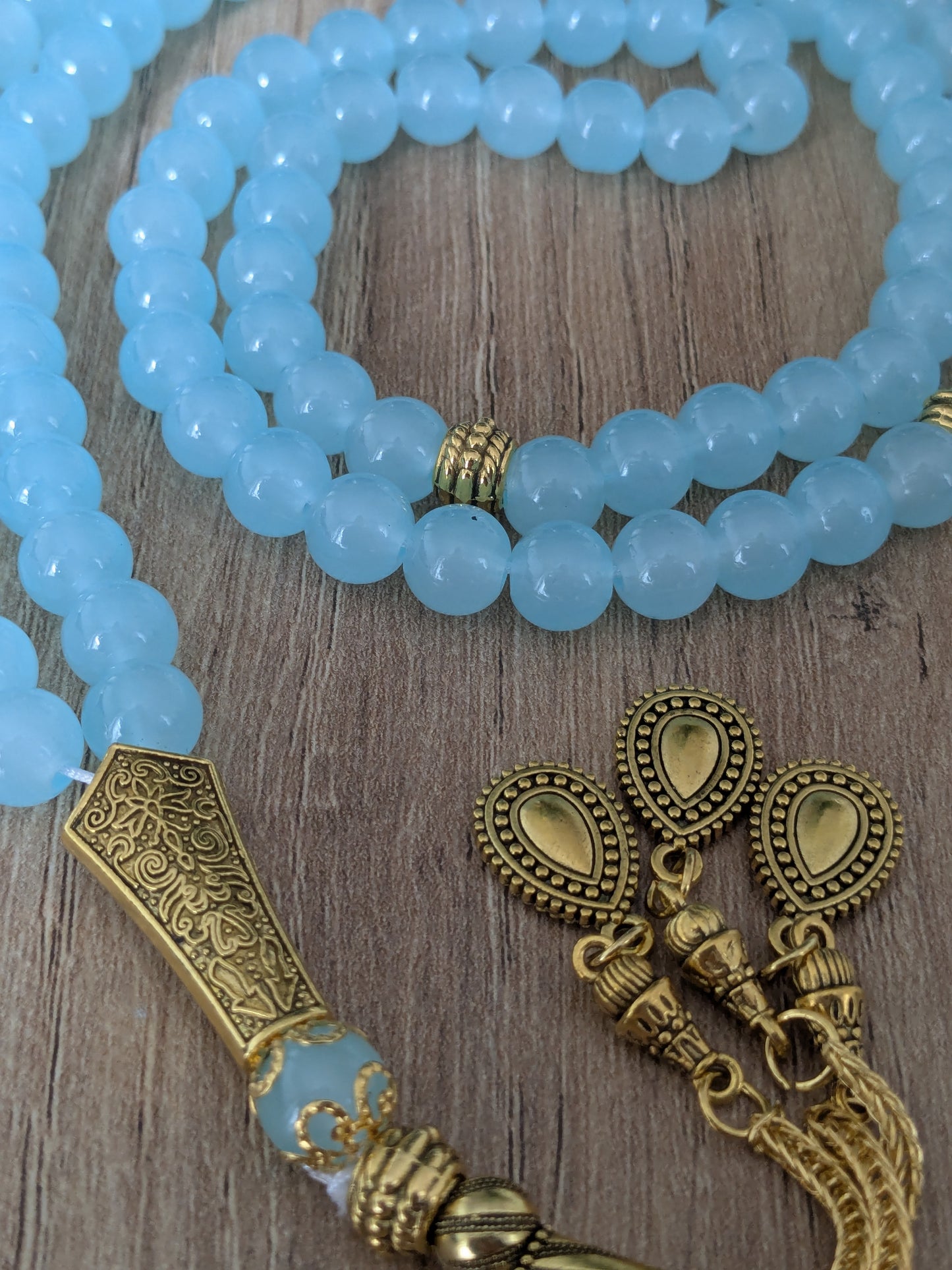 Grand misbaha en verre bleu clair