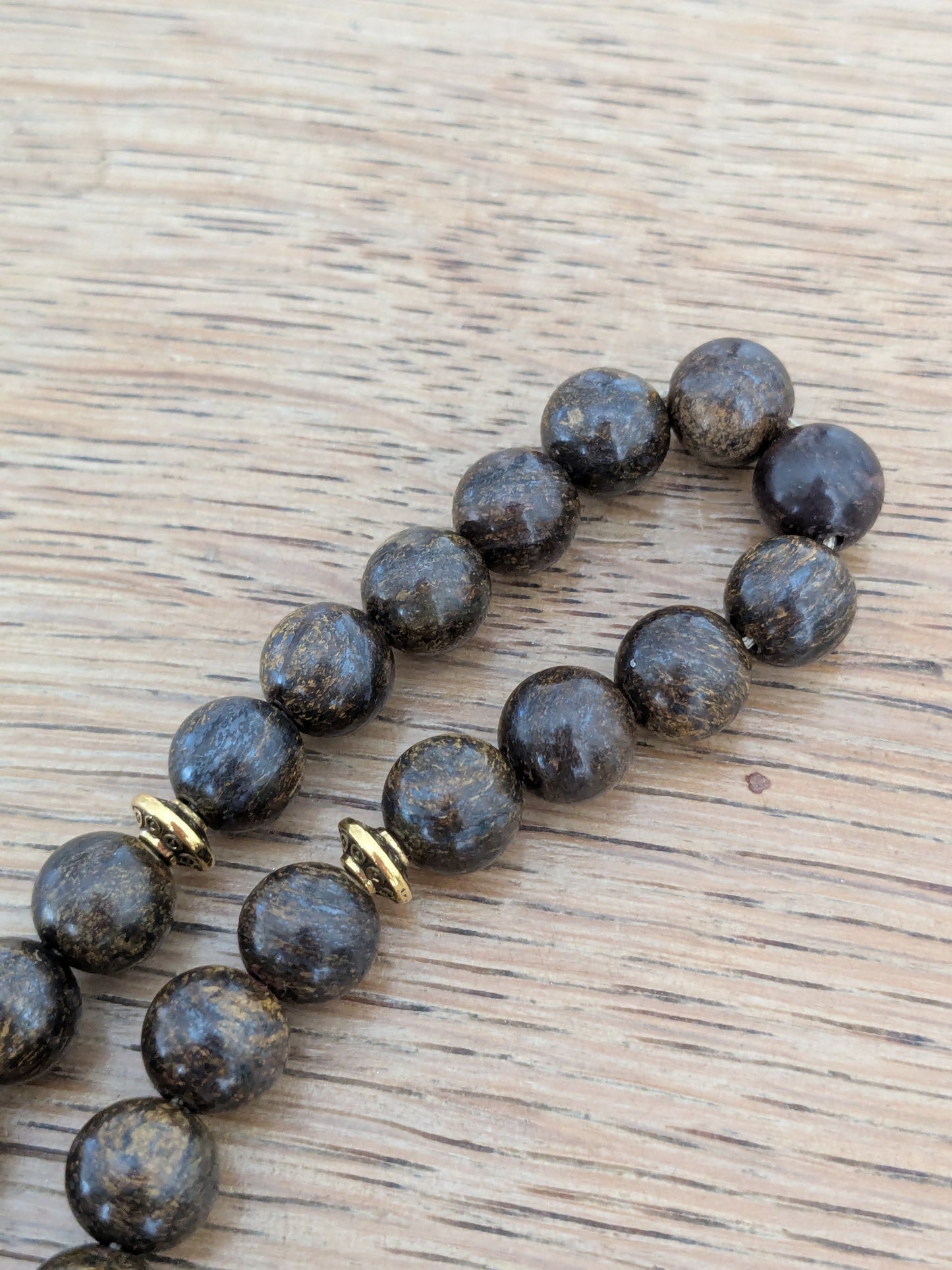 Petit tasbih en Bronzite