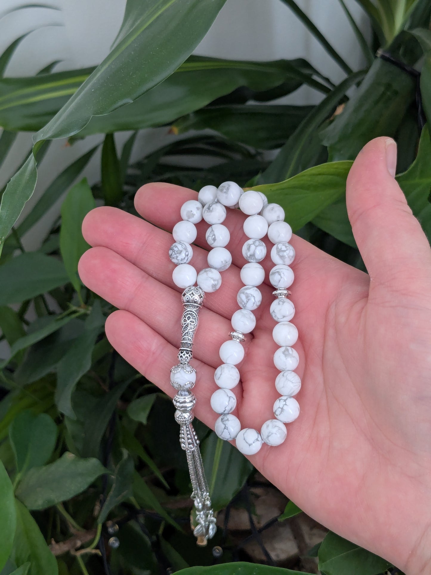 Petit tasbih en Howlite blanche