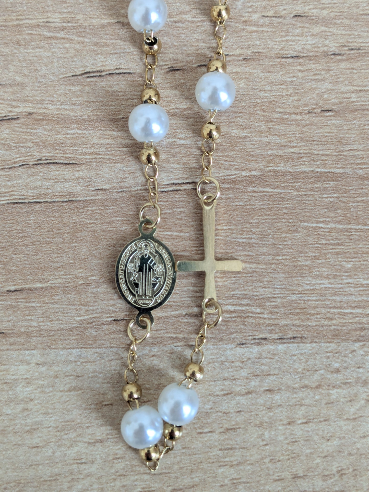 Bracelet Catholique Saint-Benoît perle